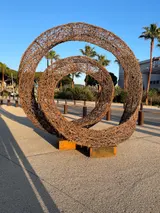 Parcours de sculptures monumentales Quai Charles de Gaulle Bandol (Var) - Miniature 10