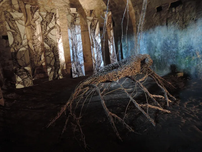 This Is My Body - Installation (2016) - Walnut stain paint (brou de noix) and sculpture installation in wild clematis by Véronique Matteudi
