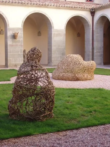 The Girl and Prince Charming - Installation (2011) - Wild clematis by Véronique Matteudi